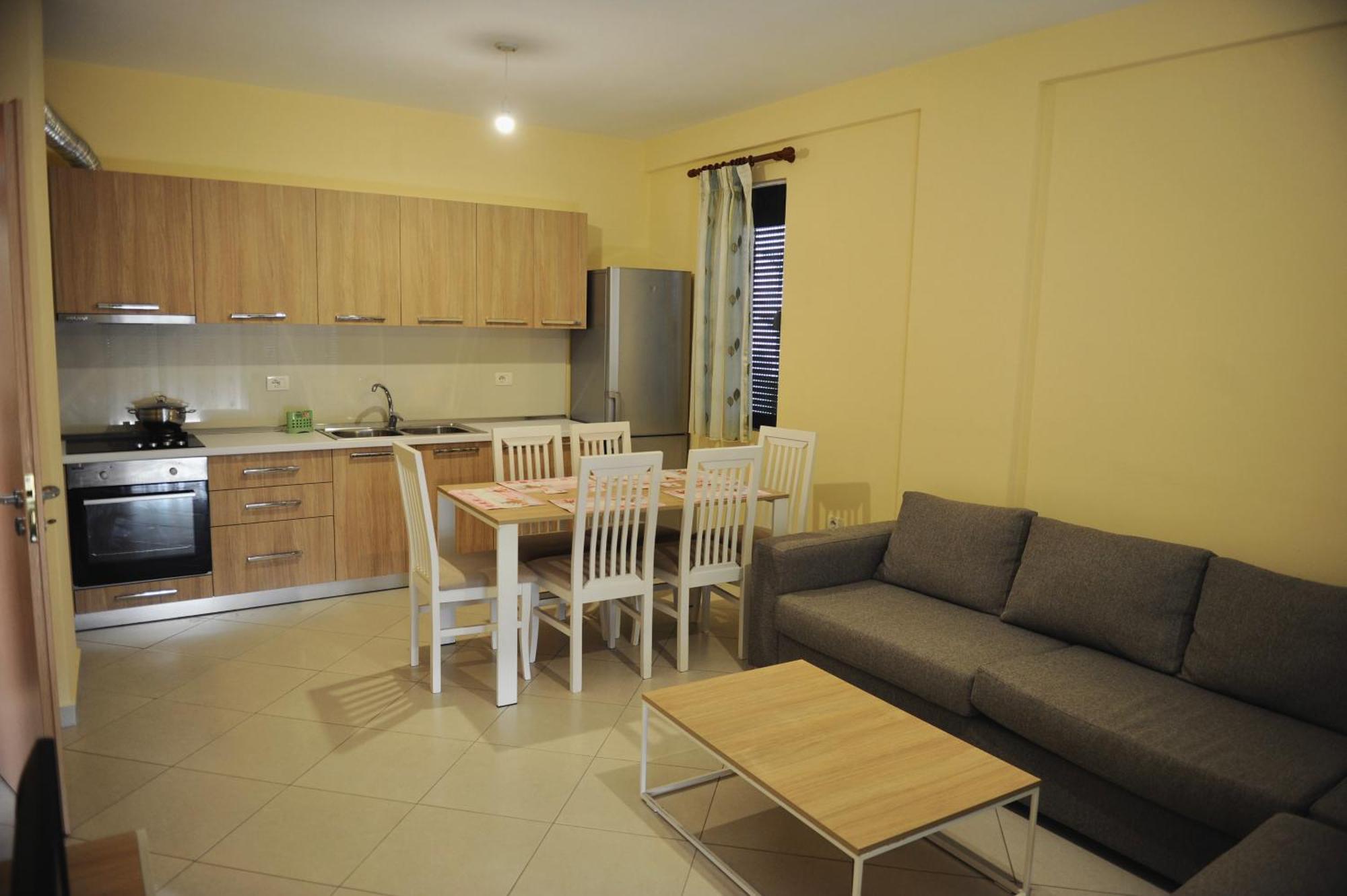 Hotel Fish Land Plazhi San Pietro ภายนอก รูปภาพ