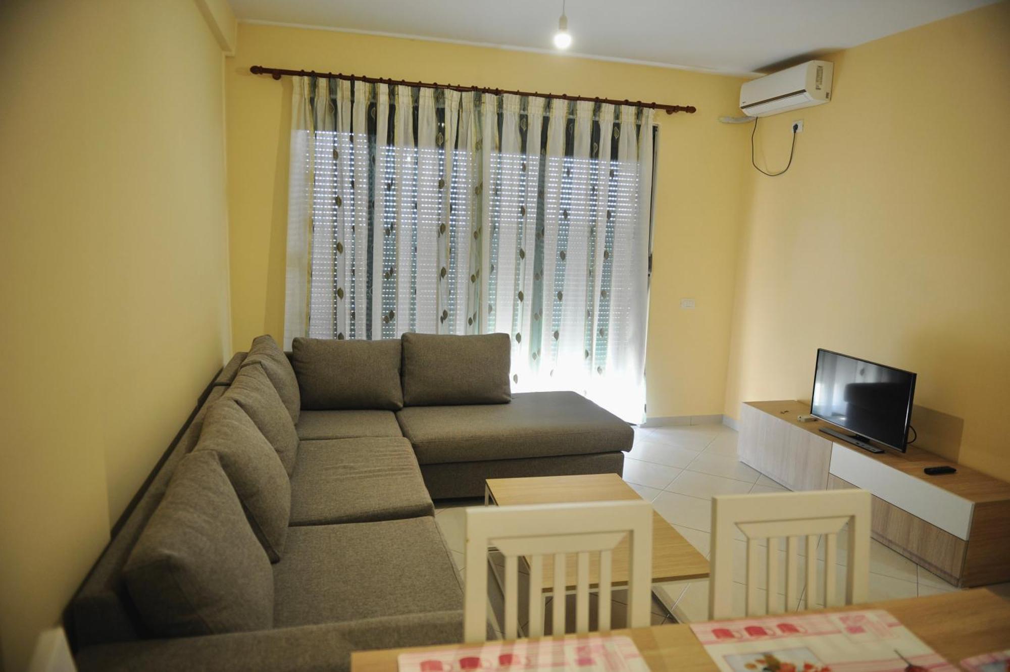 Hotel Fish Land Plazhi San Pietro ภายนอก รูปภาพ