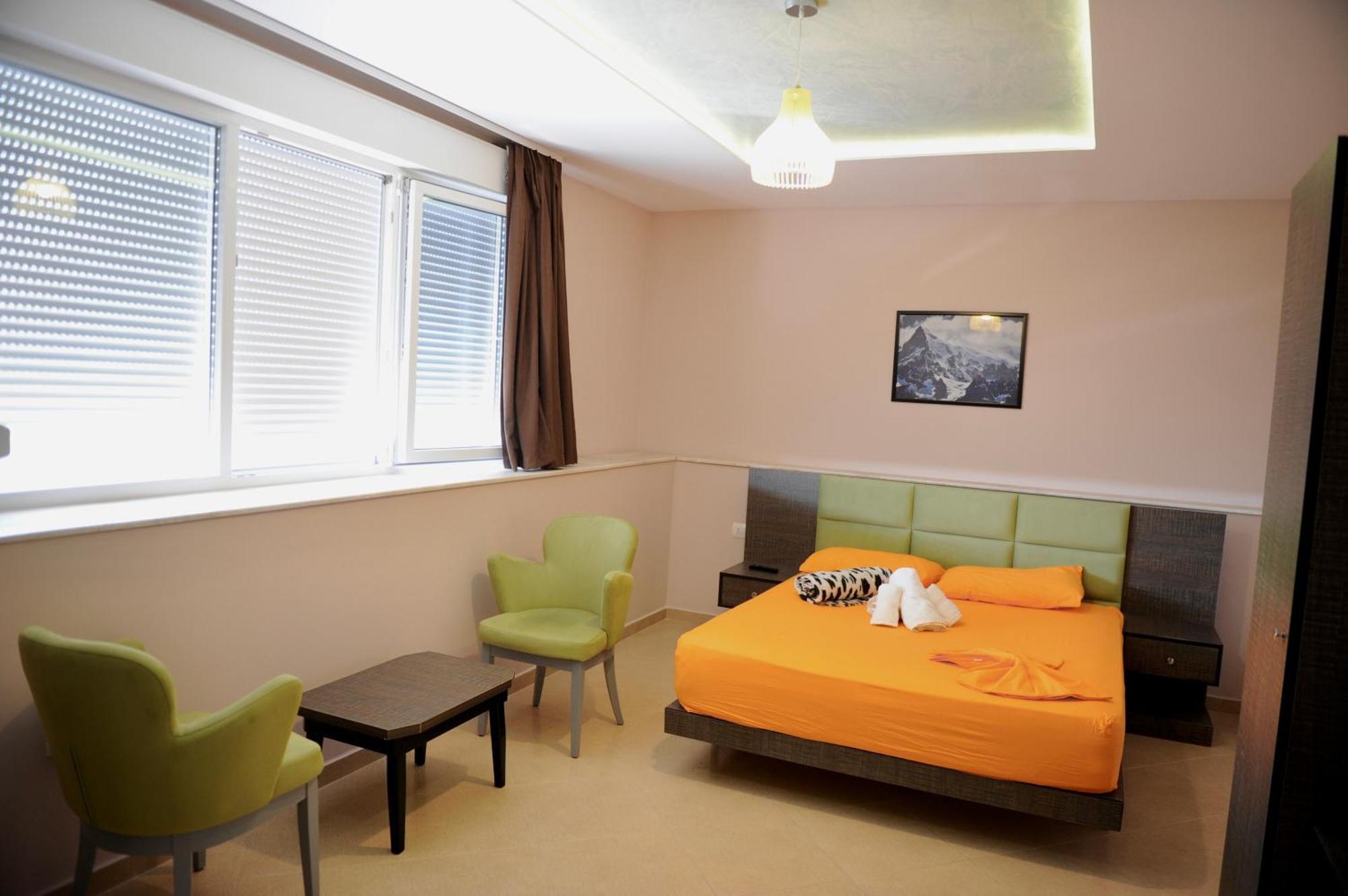 Hotel Fish Land Plazhi San Pietro ภายนอก รูปภาพ