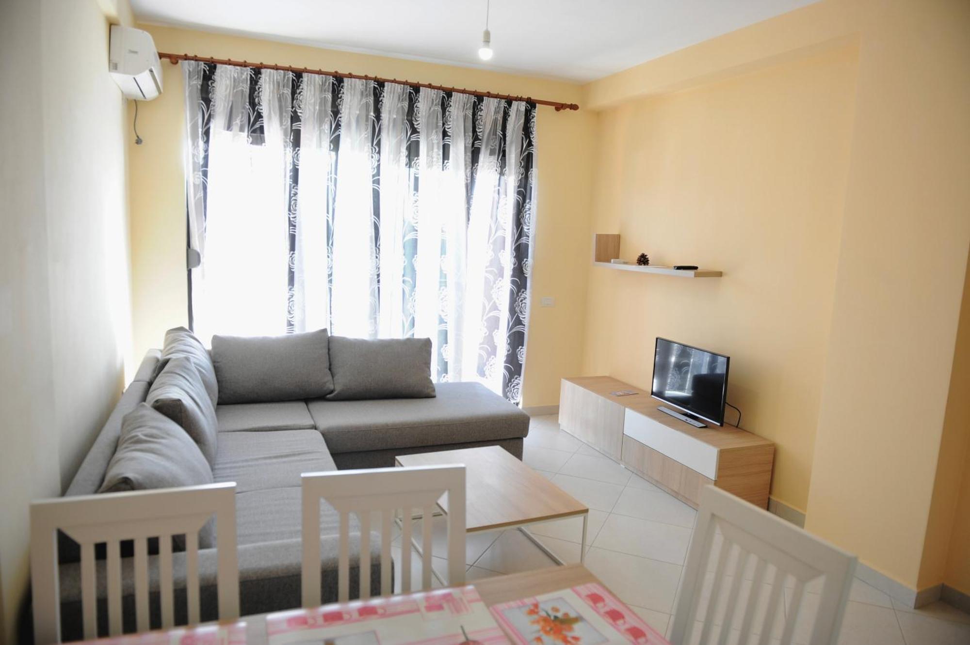 Hotel Fish Land Plazhi San Pietro ภายนอก รูปภาพ