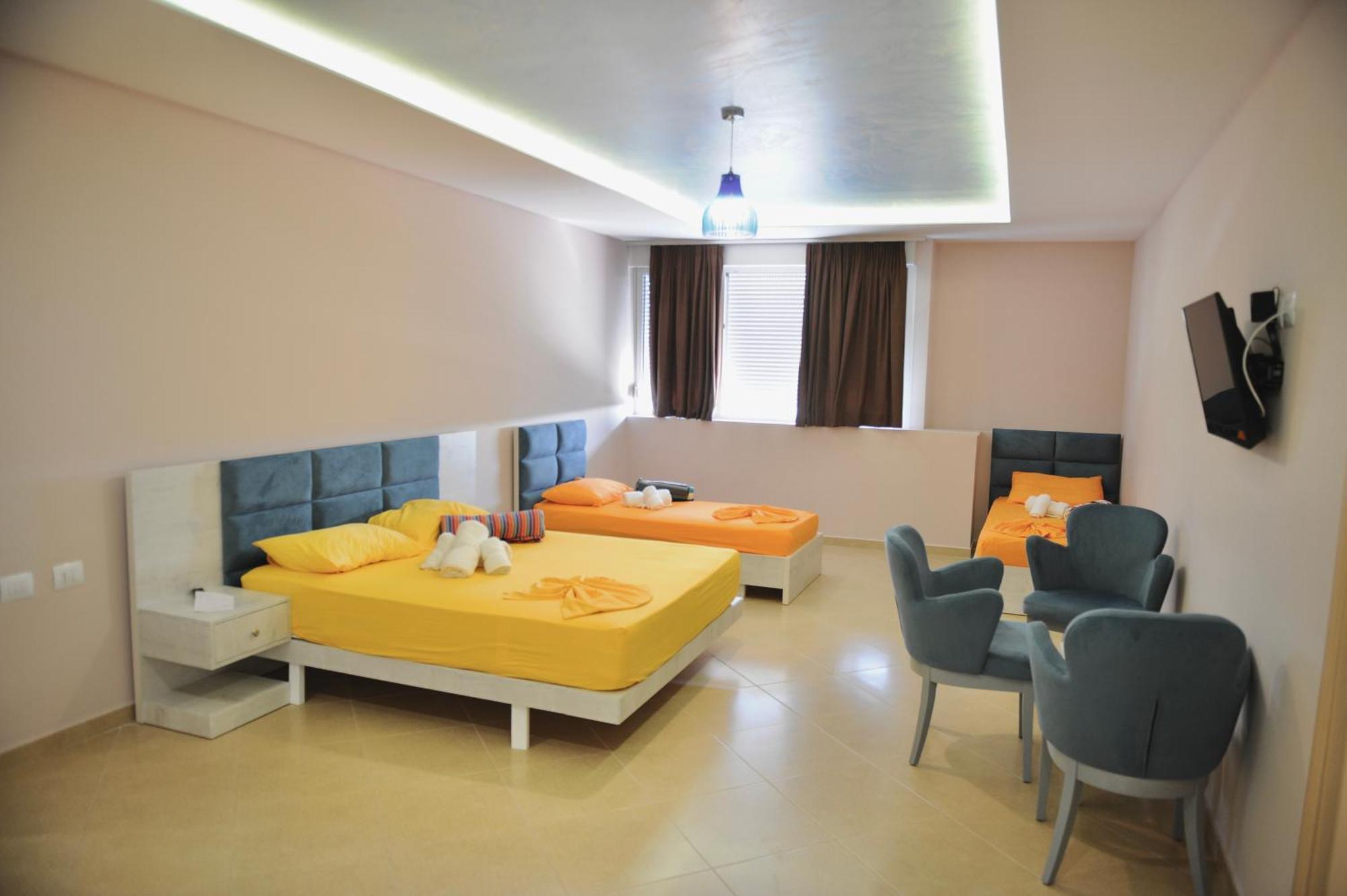 Hotel Fish Land Plazhi San Pietro ภายนอก รูปภาพ