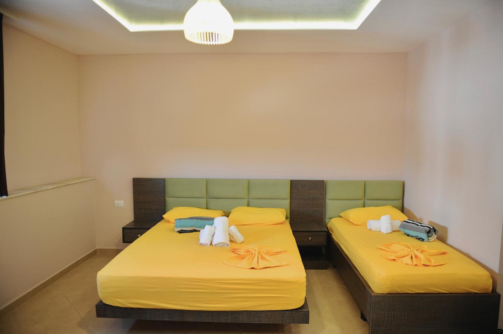 Hotel Fish Land Plazhi San Pietro ภายนอก รูปภาพ