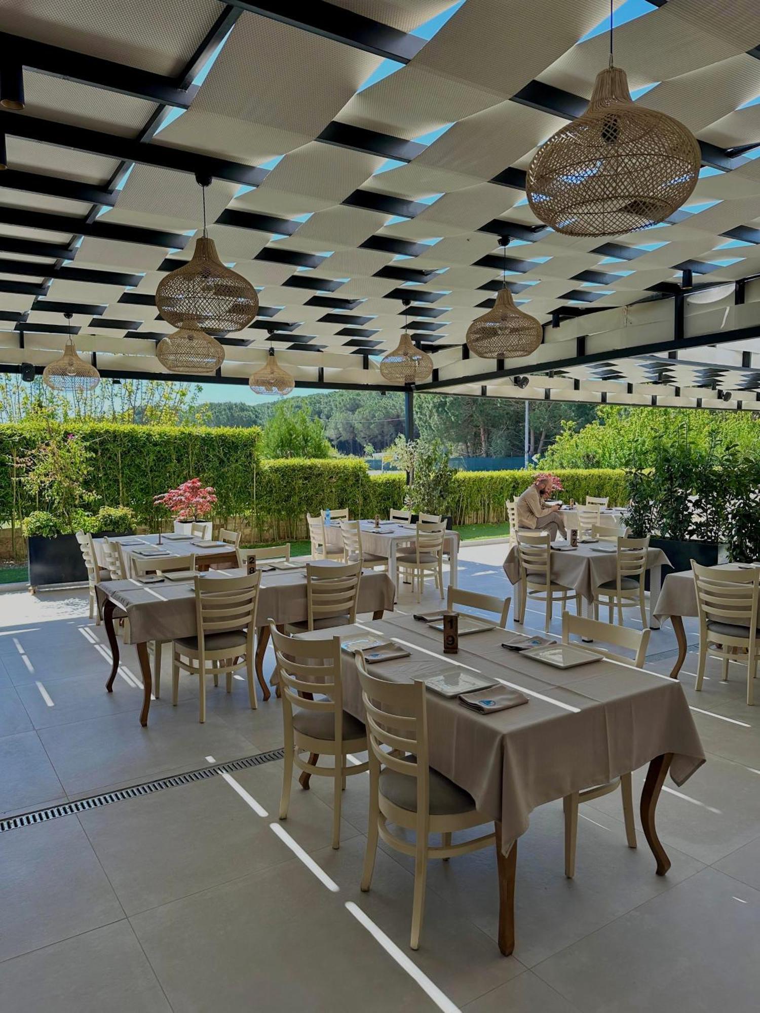 Hotel Fish Land Plazhi San Pietro ภายนอก รูปภาพ
