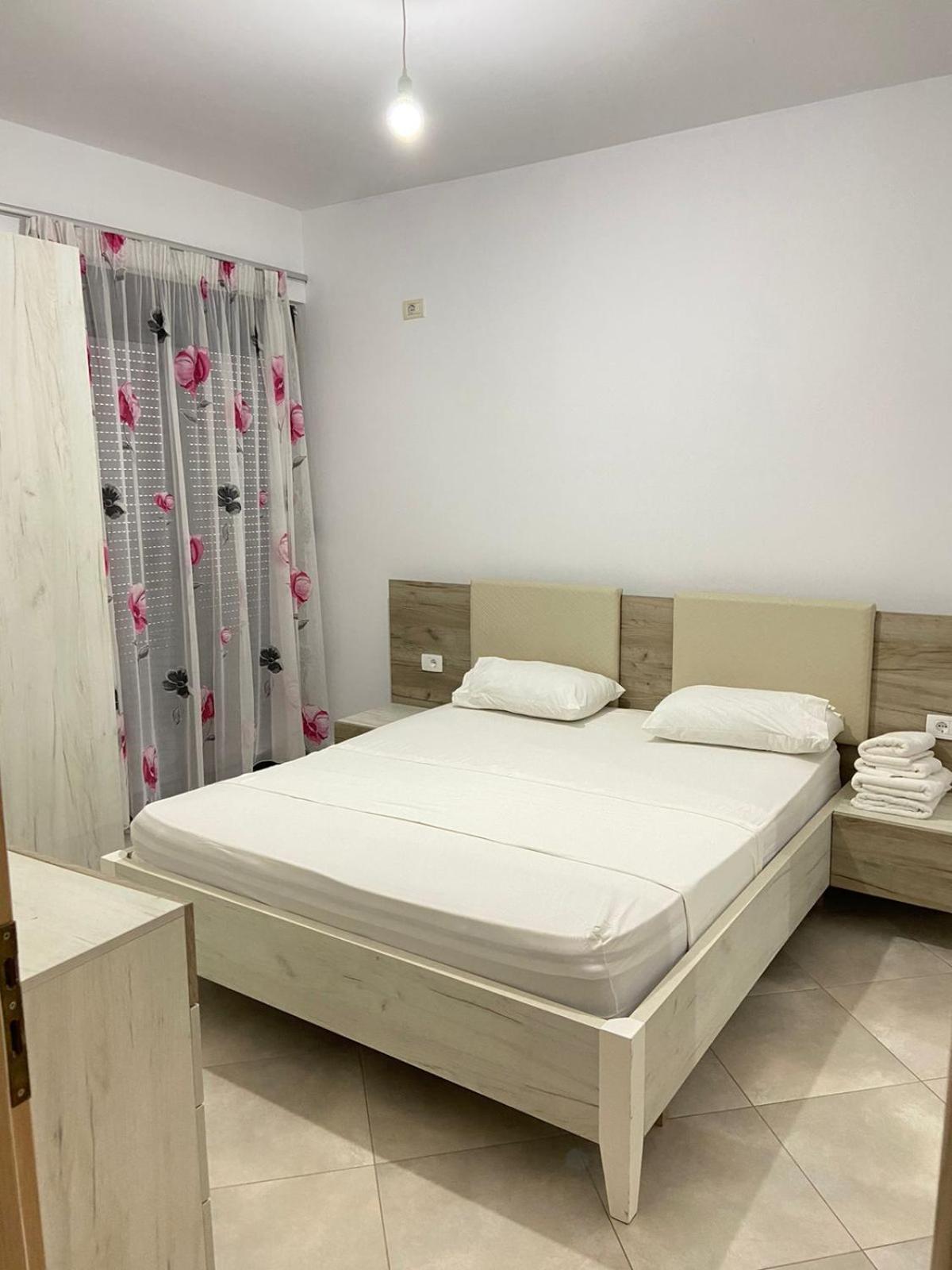 Hotel Fish Land Plazhi San Pietro ภายนอก รูปภาพ
