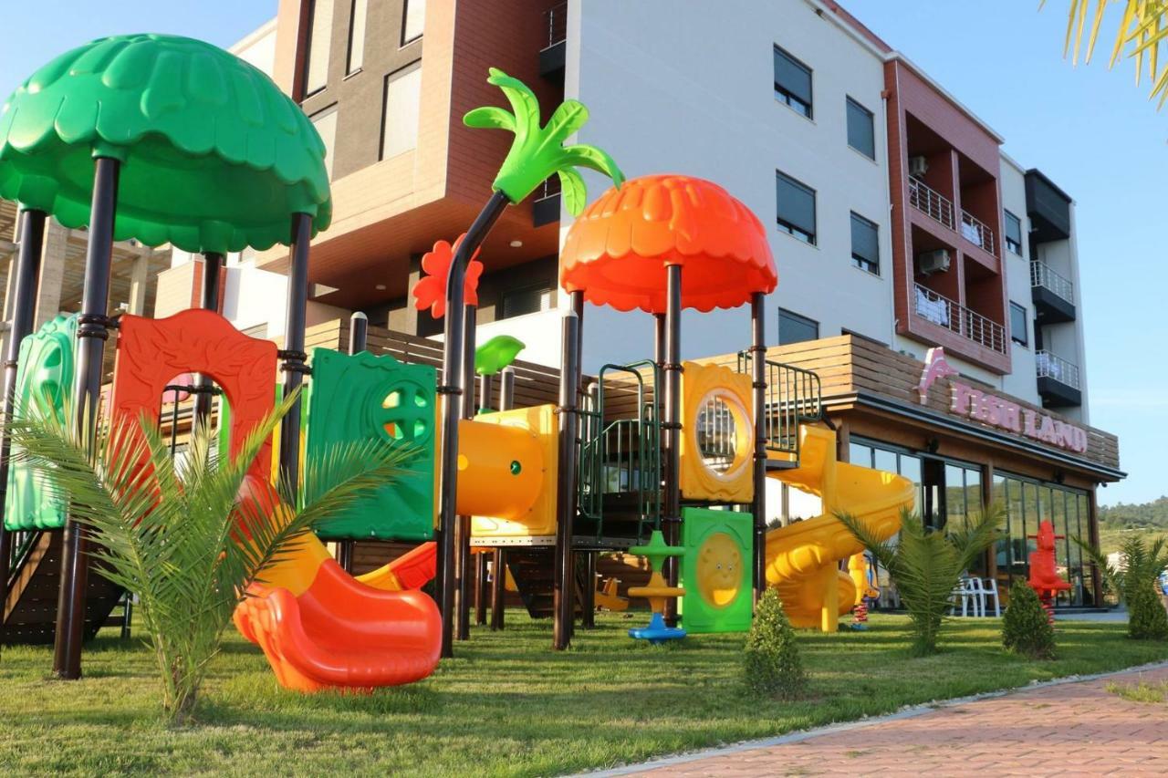 Hotel Fish Land Plazhi San Pietro ภายนอก รูปภาพ