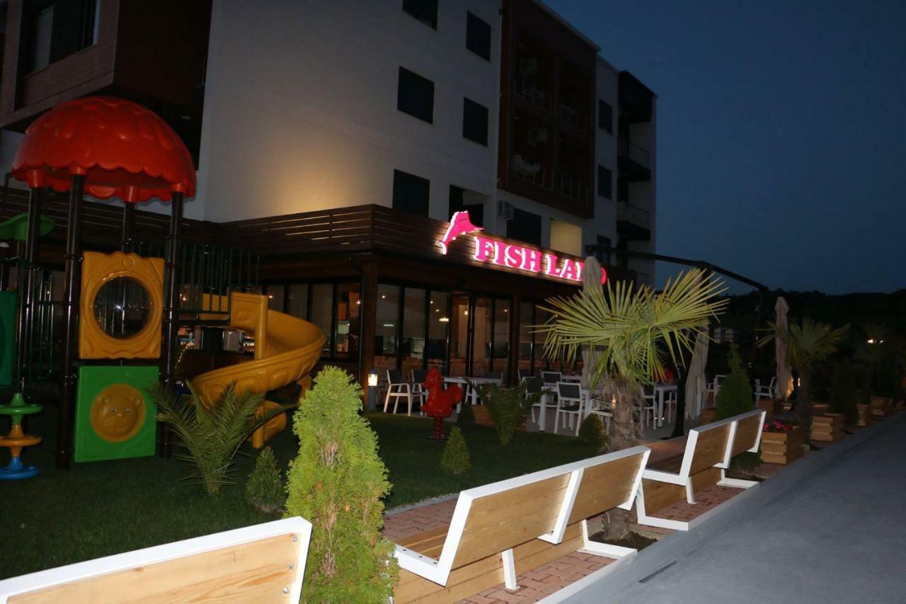 Hotel Fish Land Plazhi San Pietro ภายนอก รูปภาพ